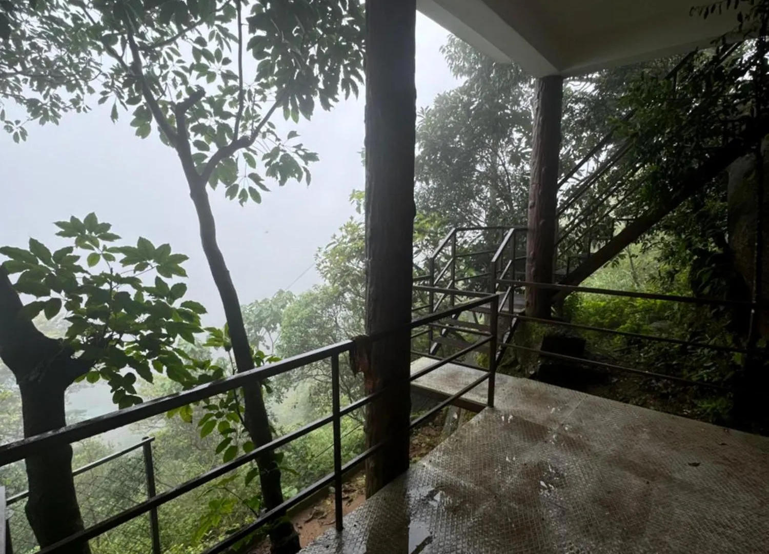 Jmount Vagamon Resort 0*,