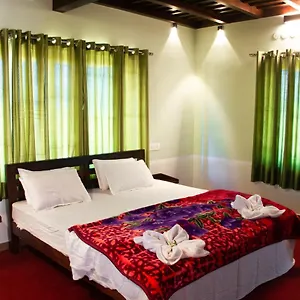 Resort 7th Heaven, Vagamon